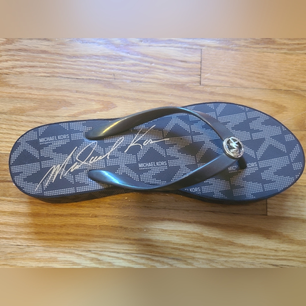 2 for $50 - Michael Kors - Women’s size 9 Brown Logo Wedge Flip Flops - Picture 8 of 11
